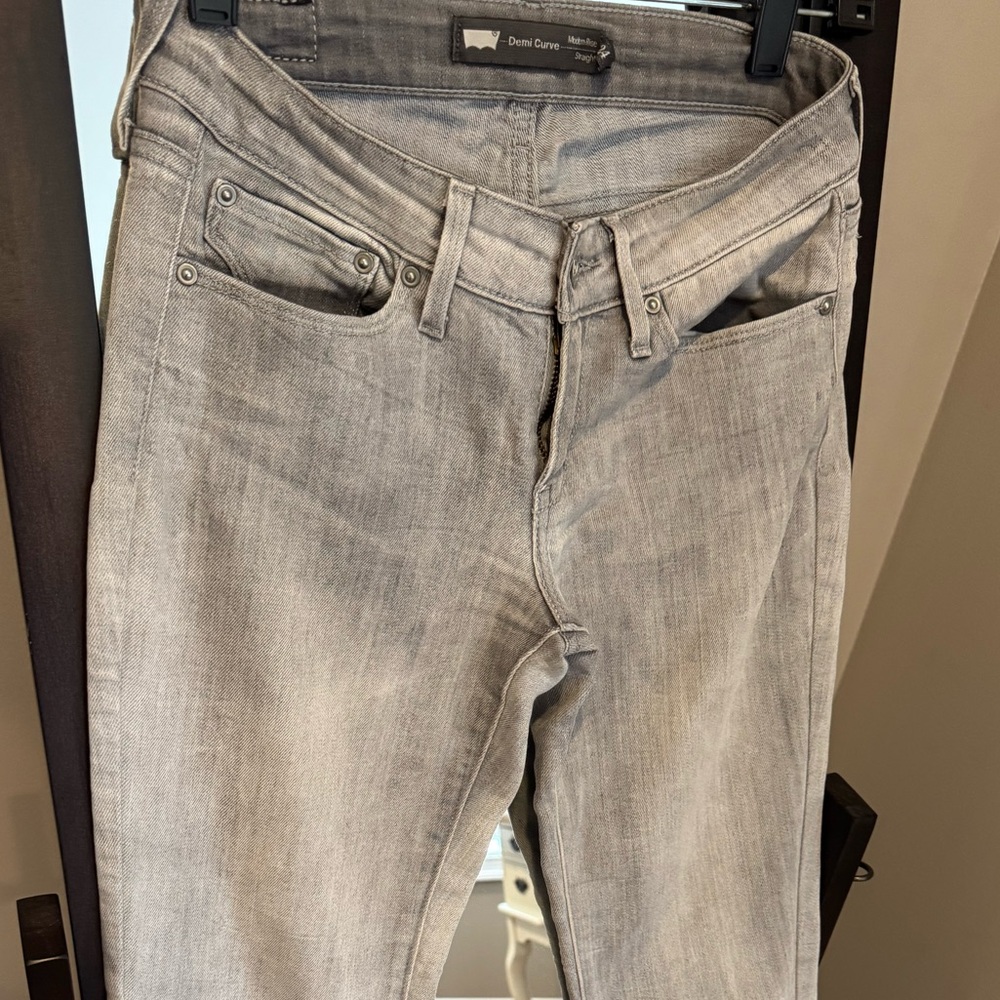 Levi's Jeans Demi Curve Modern Rise Straight Leg Stretchy 24 | 00 Gray